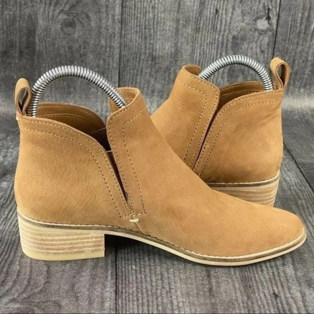 NEW DOLCE VITA Ankle Booties Block Heels Boot Pull Tab Womens Size 6 Almond Toe‎ - Picture 9 of 13